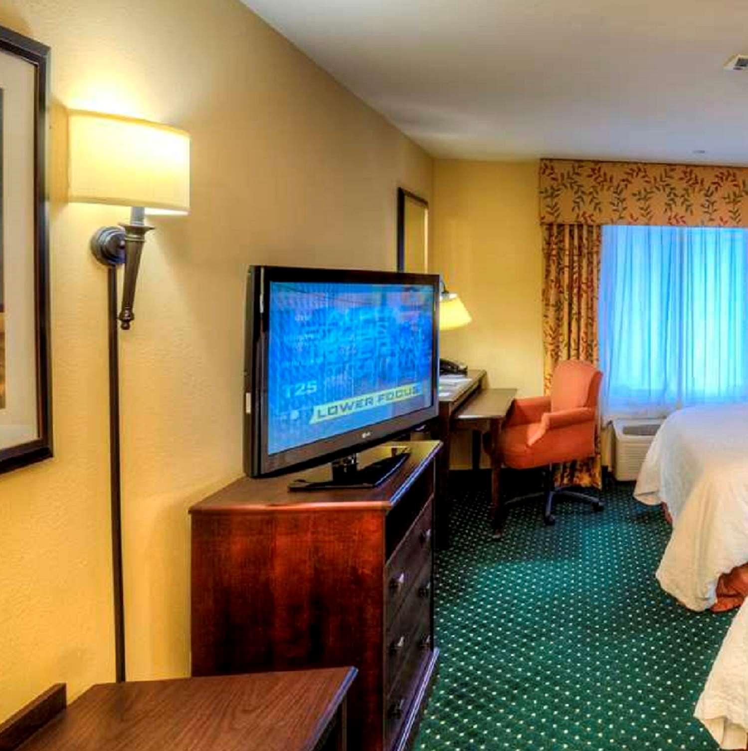 Hampton Inn & Suites Sacramento-Elk Grove Laguna I-5 Экстерьер фото