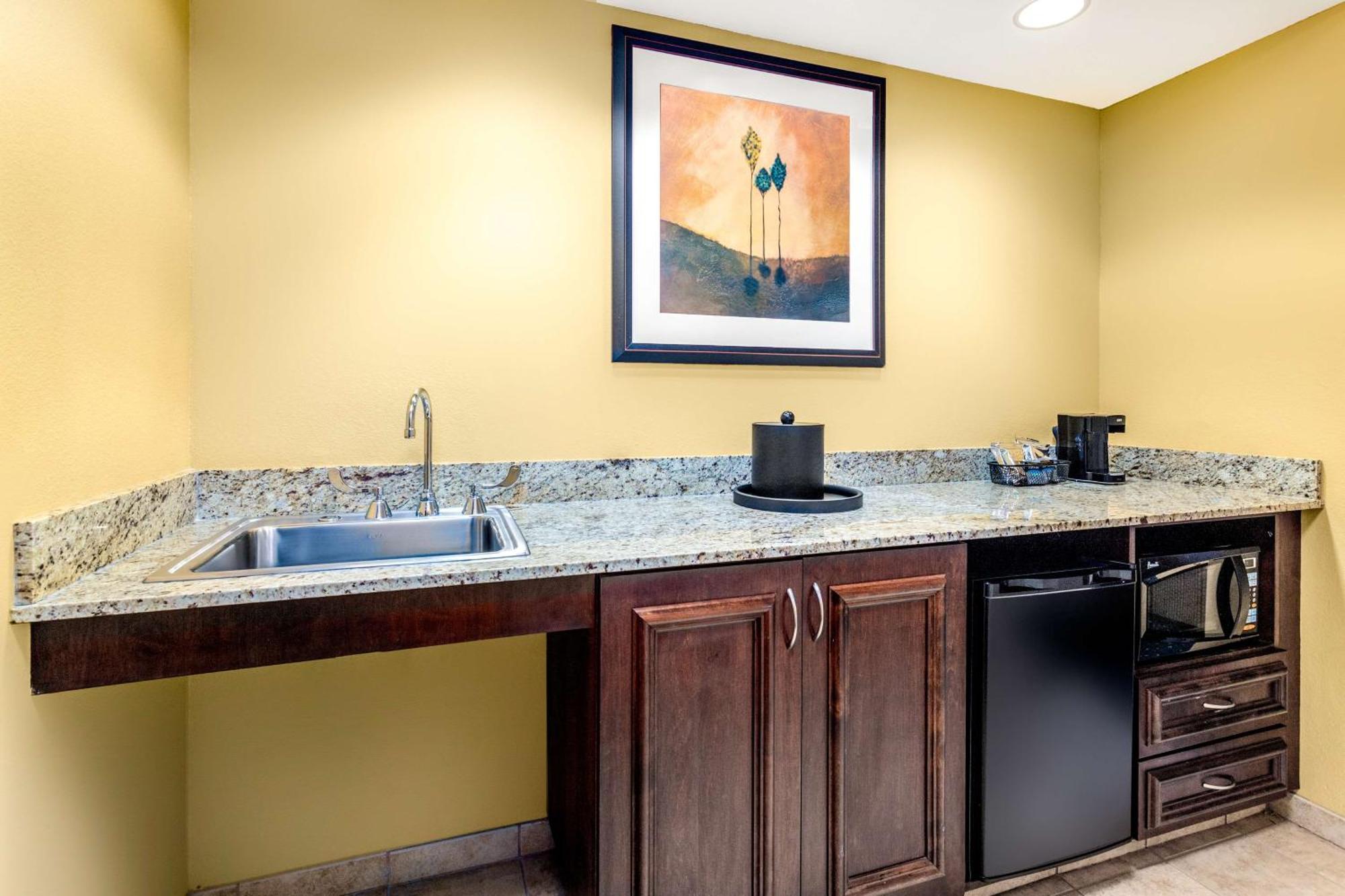 Hampton Inn & Suites Sacramento-Elk Grove Laguna I-5 Экстерьер фото