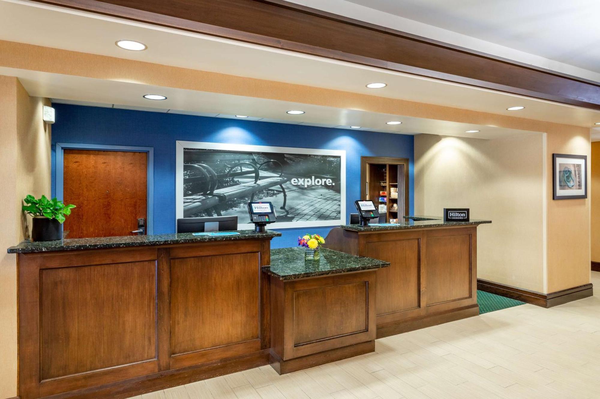 Hampton Inn & Suites Sacramento-Elk Grove Laguna I-5 Экстерьер фото