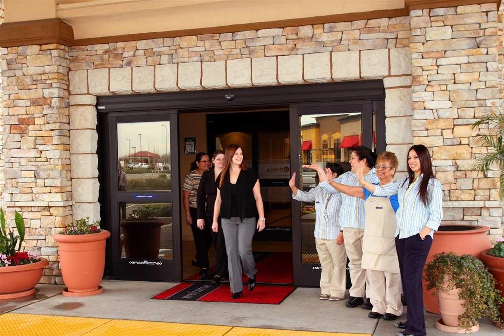 Hampton Inn & Suites Sacramento-Elk Grove Laguna I-5 Экстерьер фото